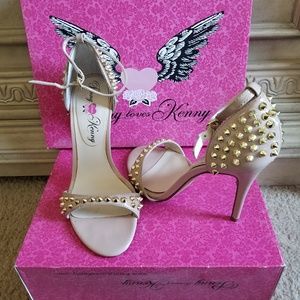 Gorgeous Nude Studded sandals